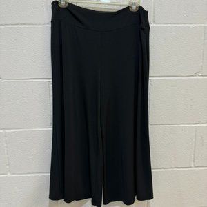 black maxi skirt